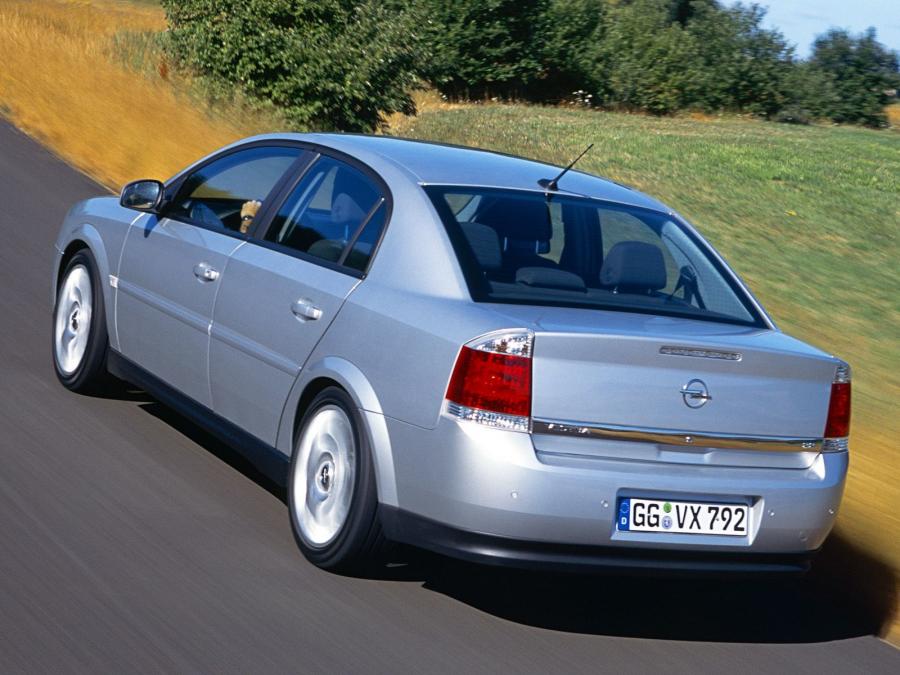  Opel Vectra 2002 года  (фото 8 из 23)
